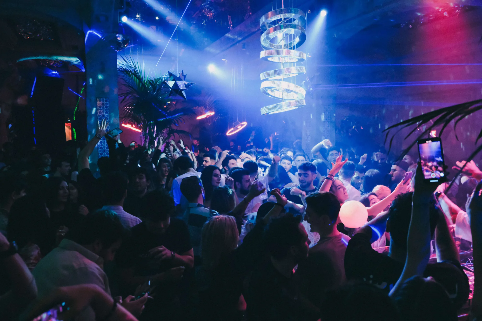 Singapore Grand Prix Rooftop Party gallery moment 5