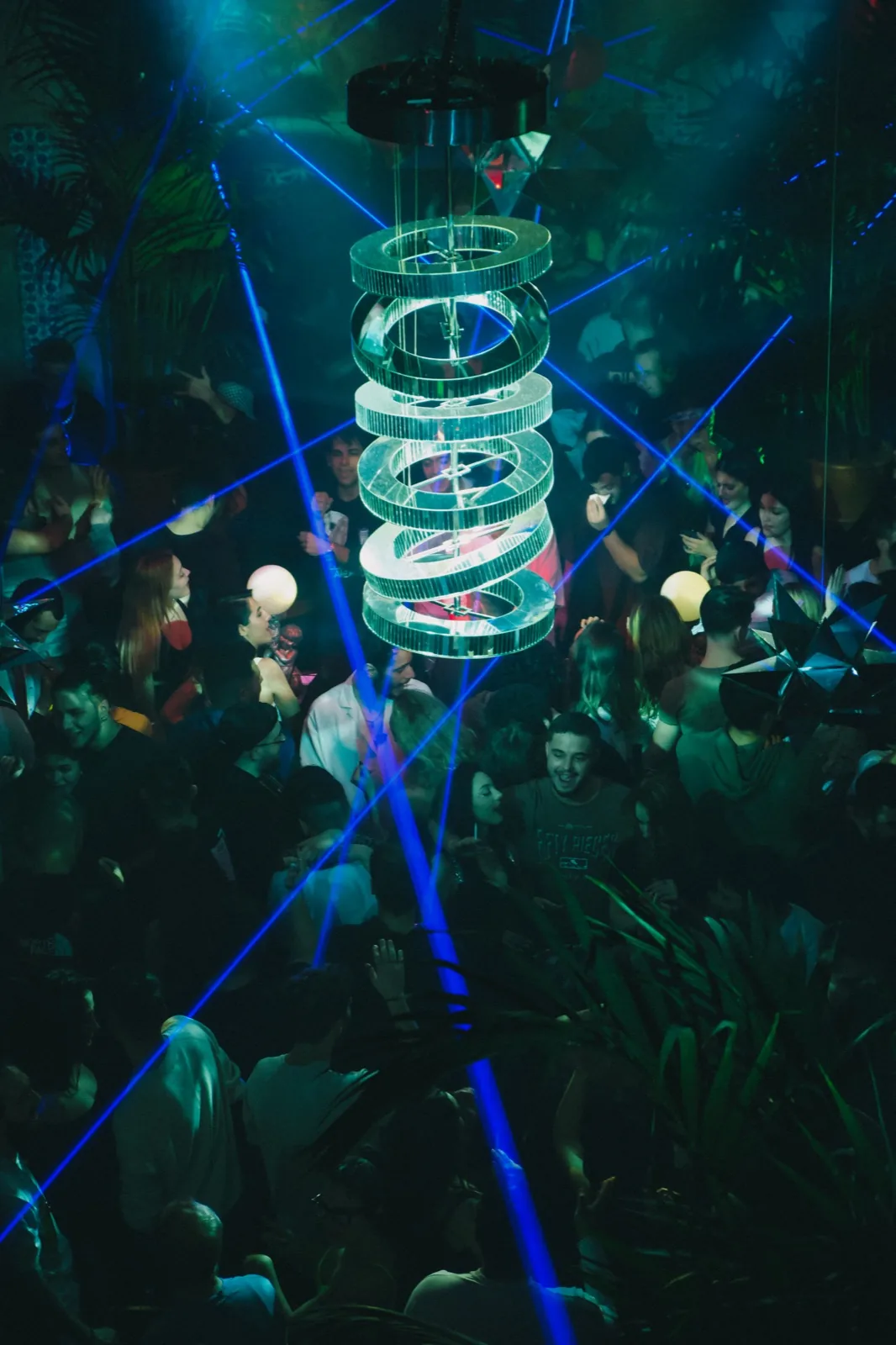 Singapore Grand Prix Rooftop Party gallery moment 6